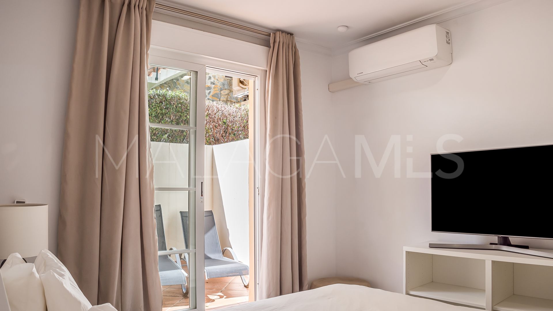 Ground floor duplex for sale in Señorio de Aloha