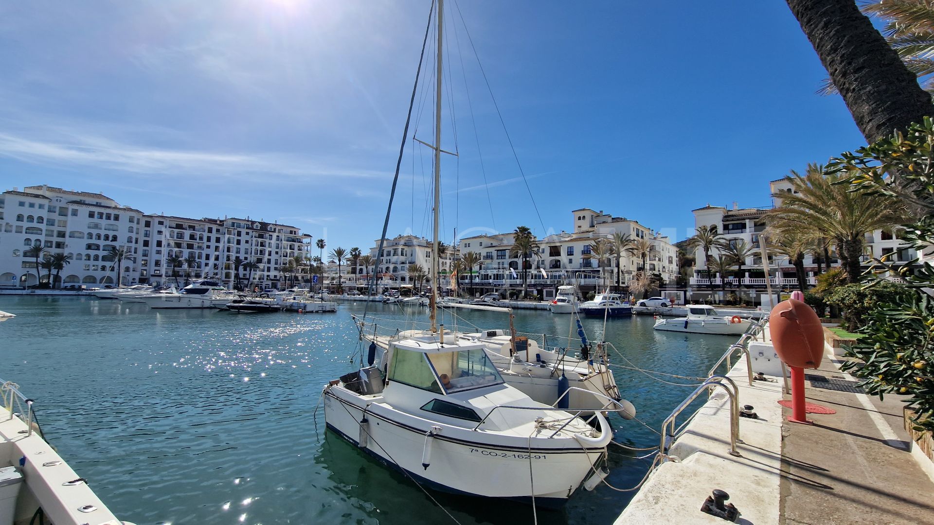 Ground floor apartment for sale in La Duquesa