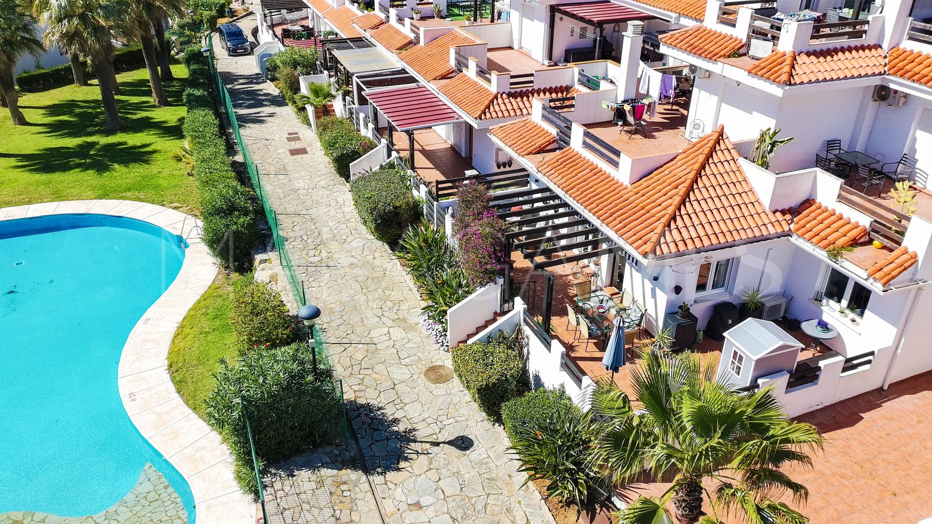 Ground floor apartment for sale in La Duquesa