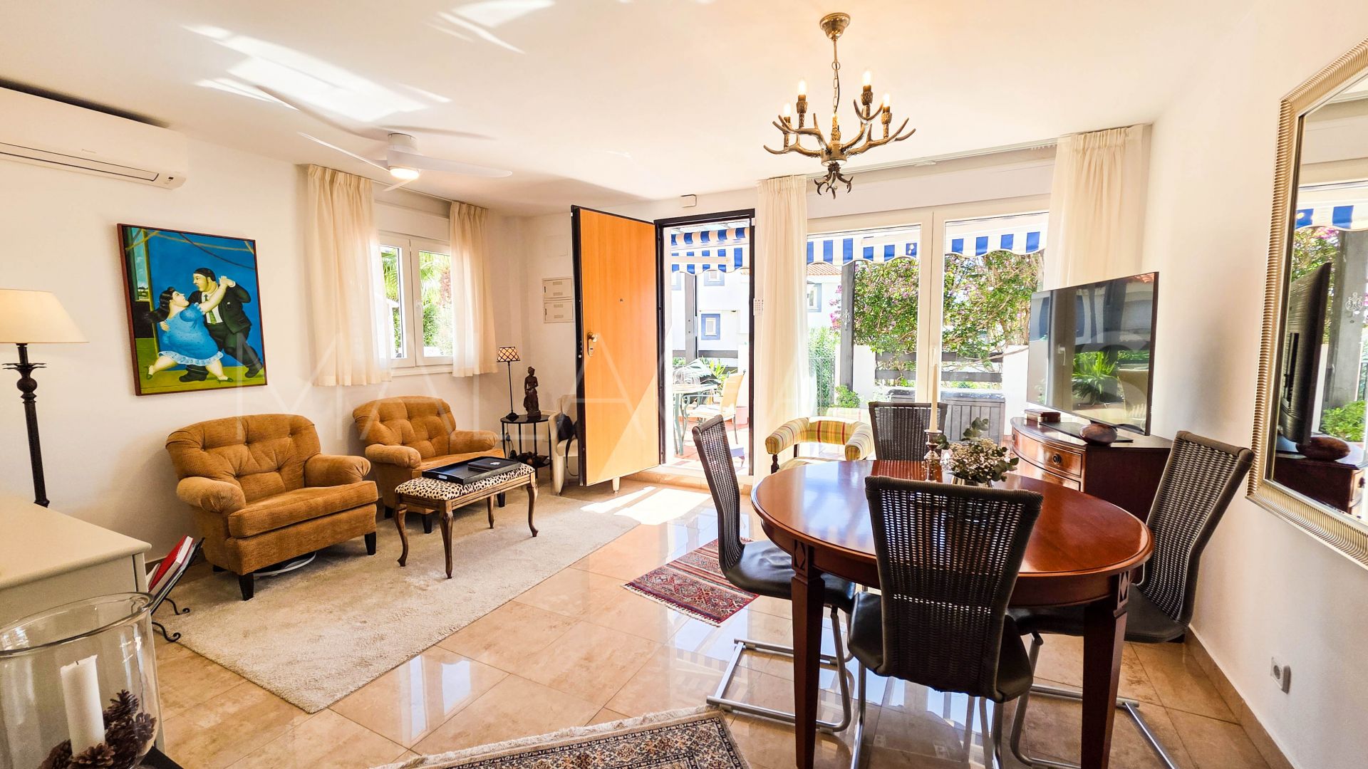 Ground floor apartment for sale in La Duquesa