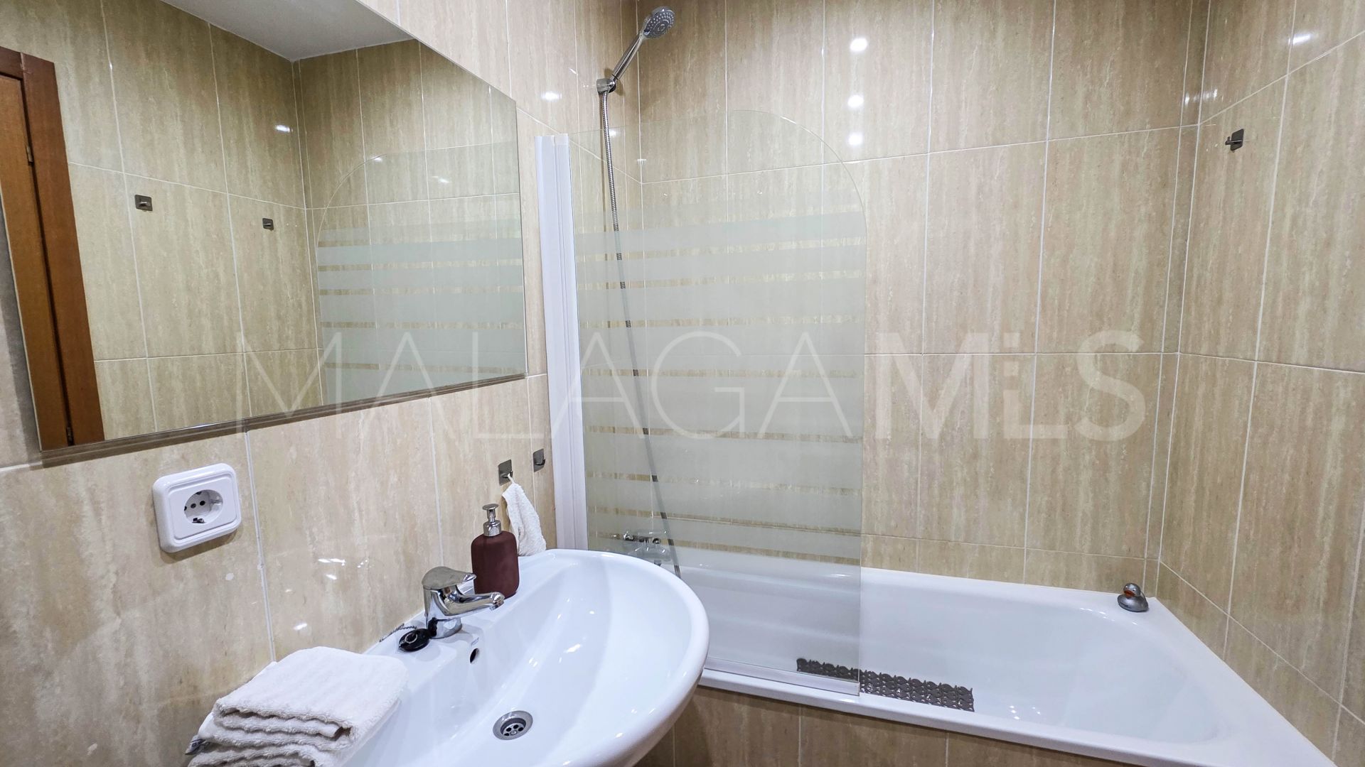 Ground floor apartment for sale in La Duquesa