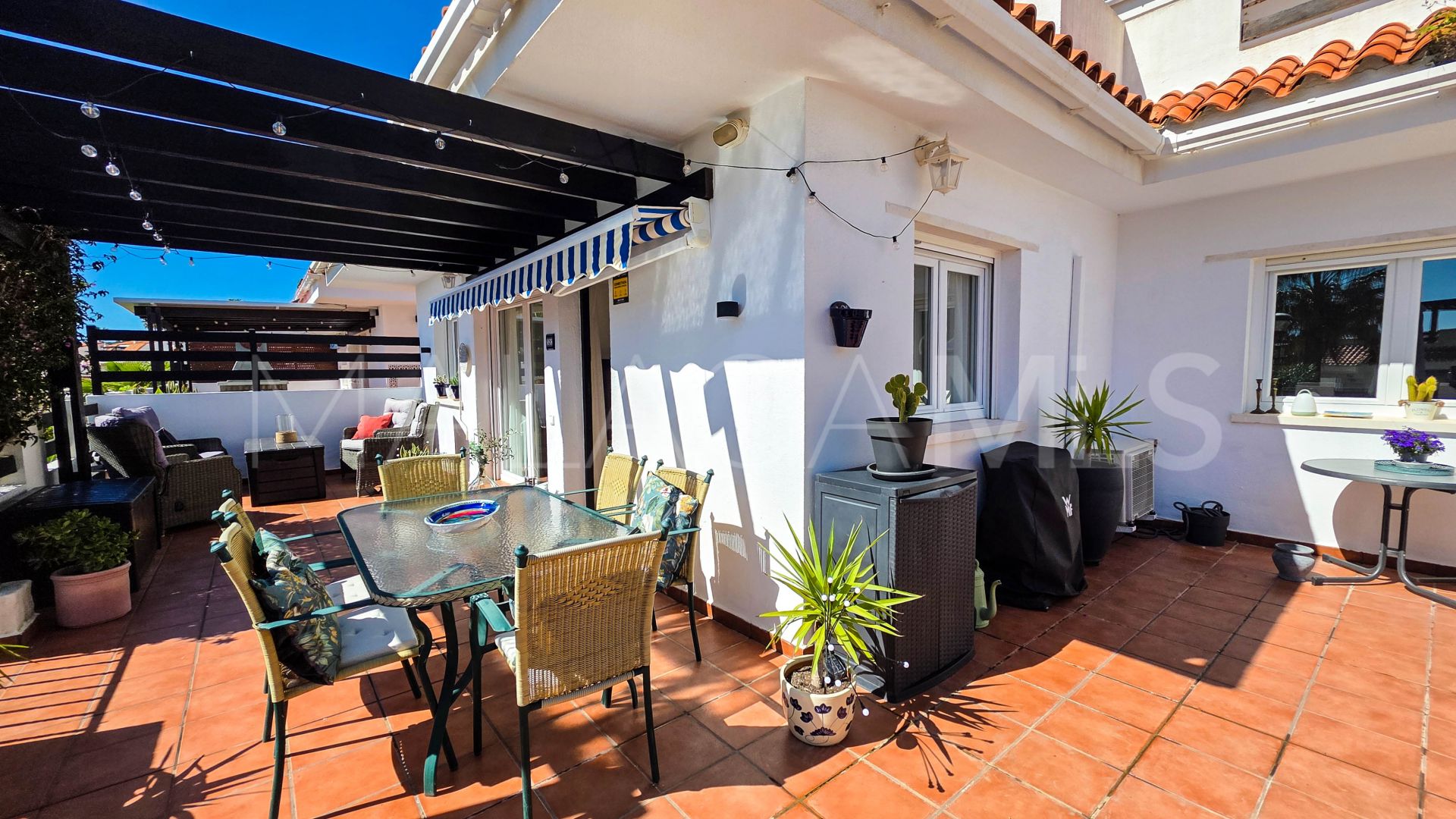 Ground floor apartment for sale in La Duquesa