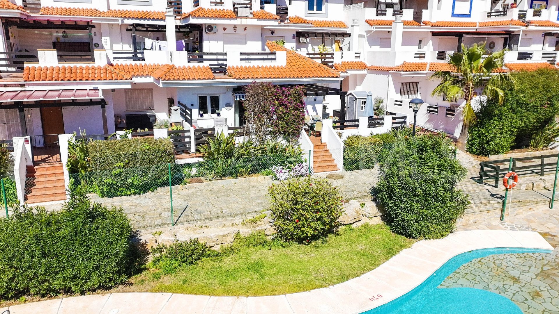 Ground floor apartment for sale in La Duquesa