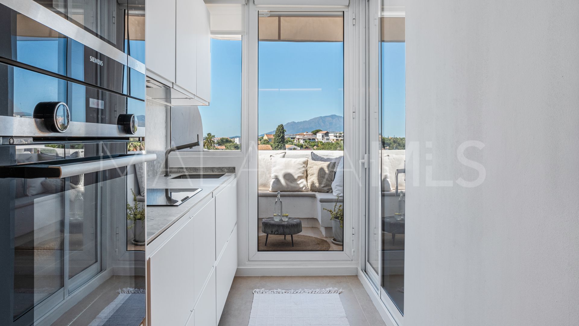 Tvåvånings takvåning for sale in El Dorado