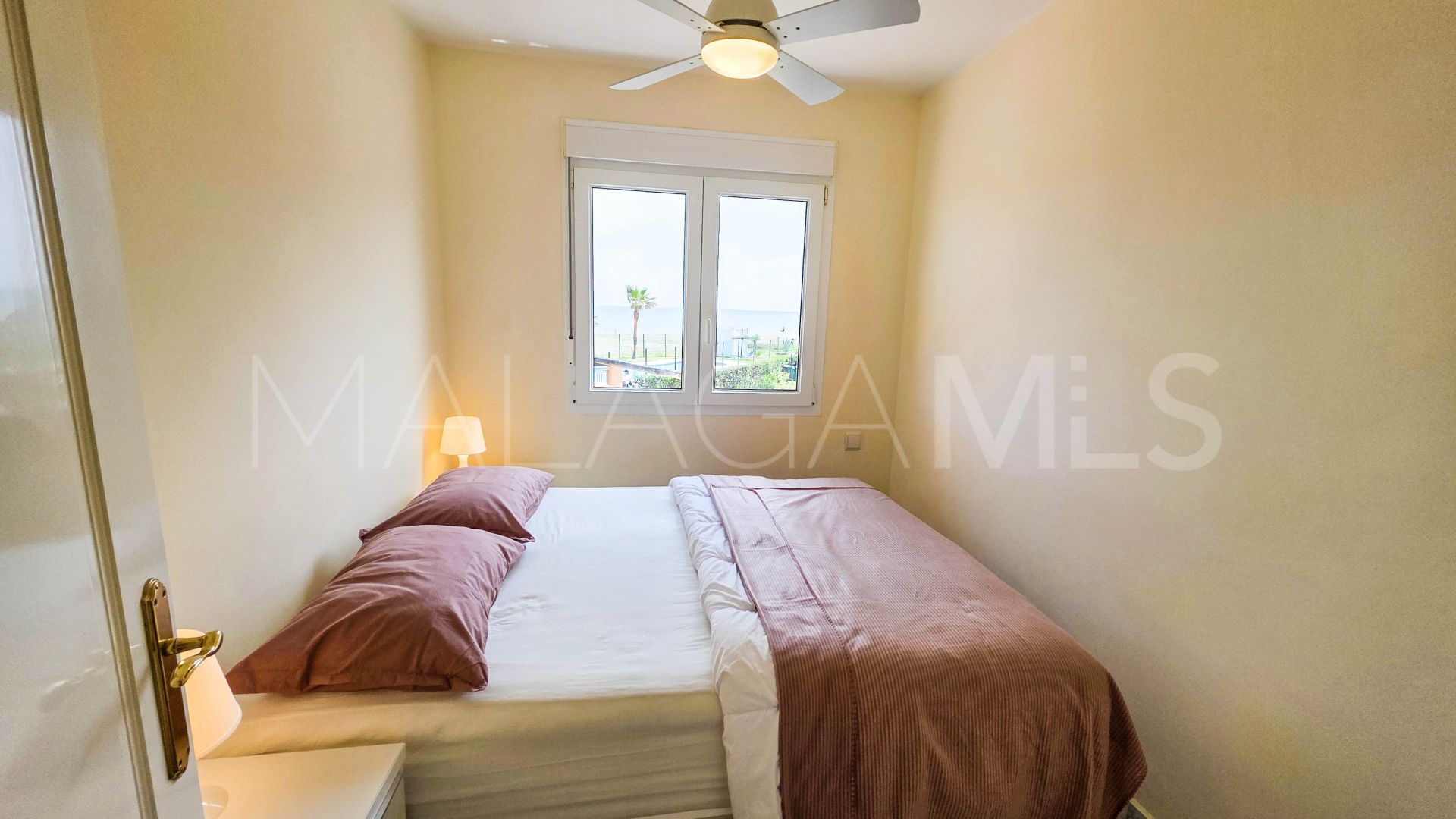 Maison de ville for sale in Manilva Beach