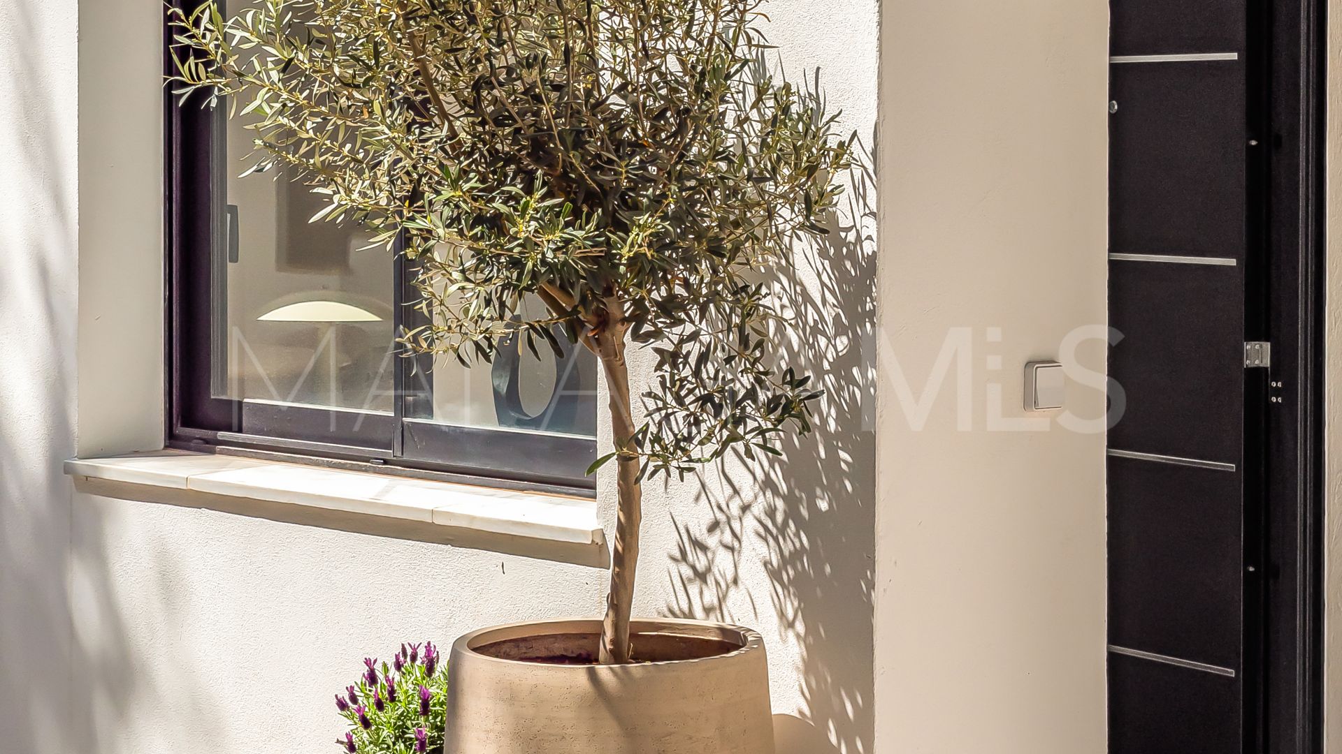 For sale 4 bedrooms villa in Nueva Andalucia