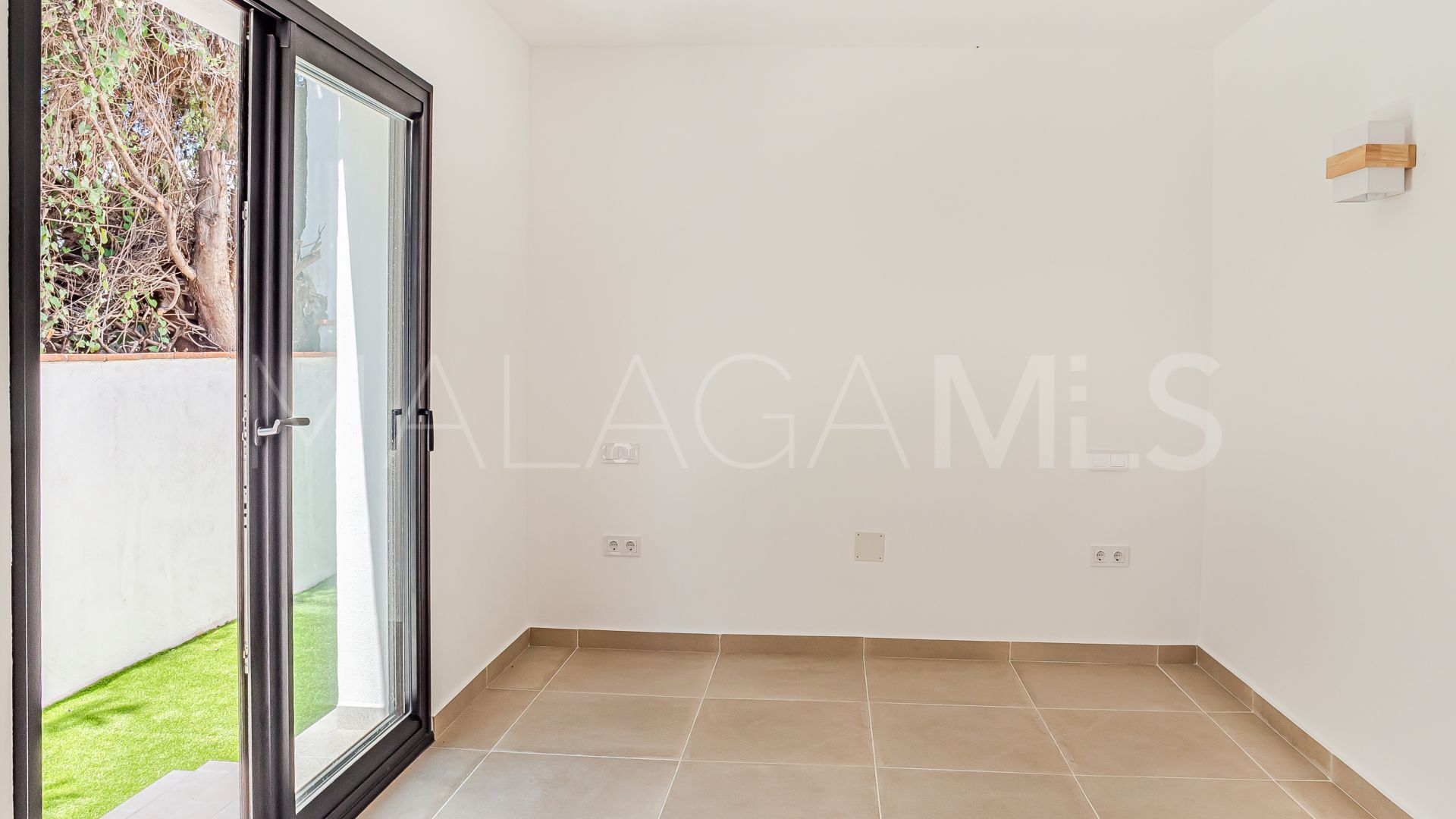 For sale 4 bedrooms villa in Nueva Andalucia