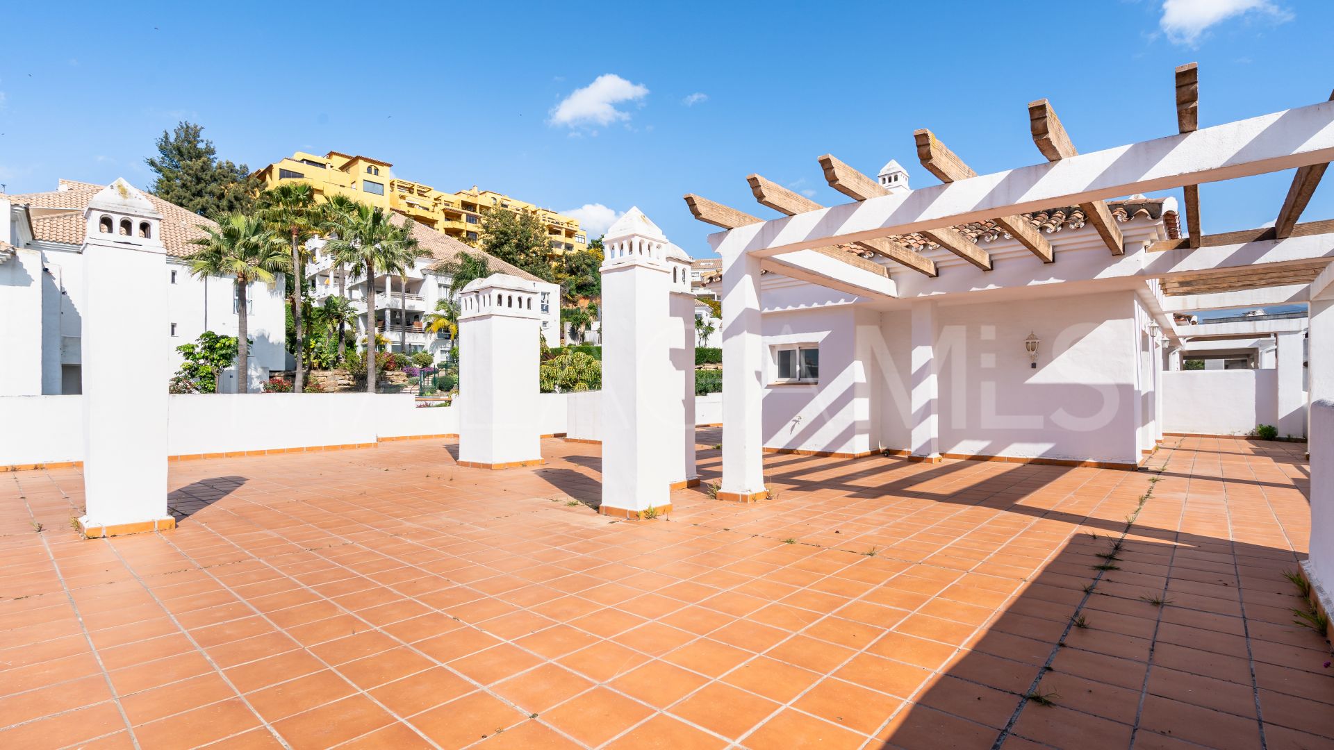 Duplex penthouse for sale in Selwo