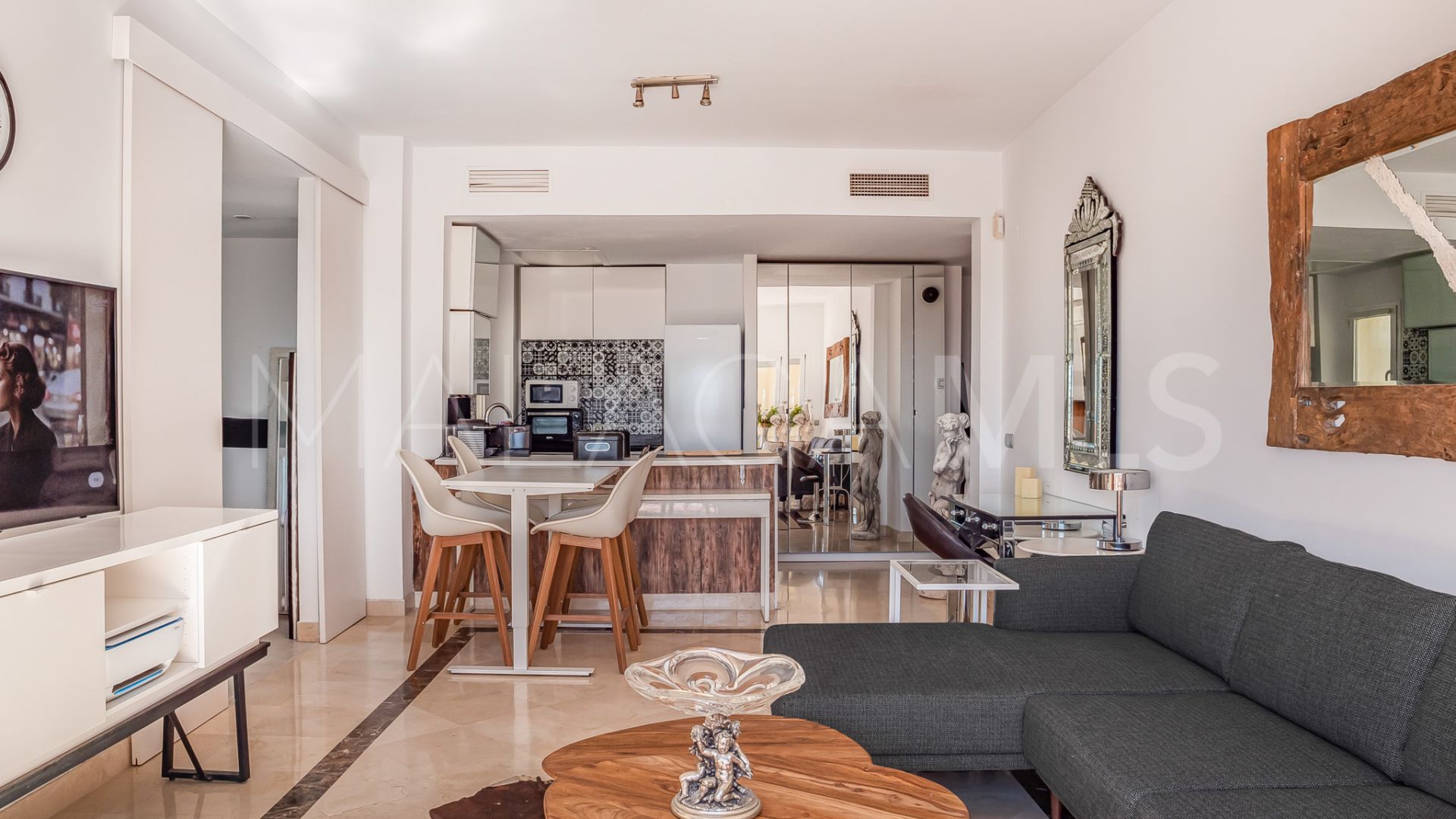 Penthouse in Toscana Hills for sale