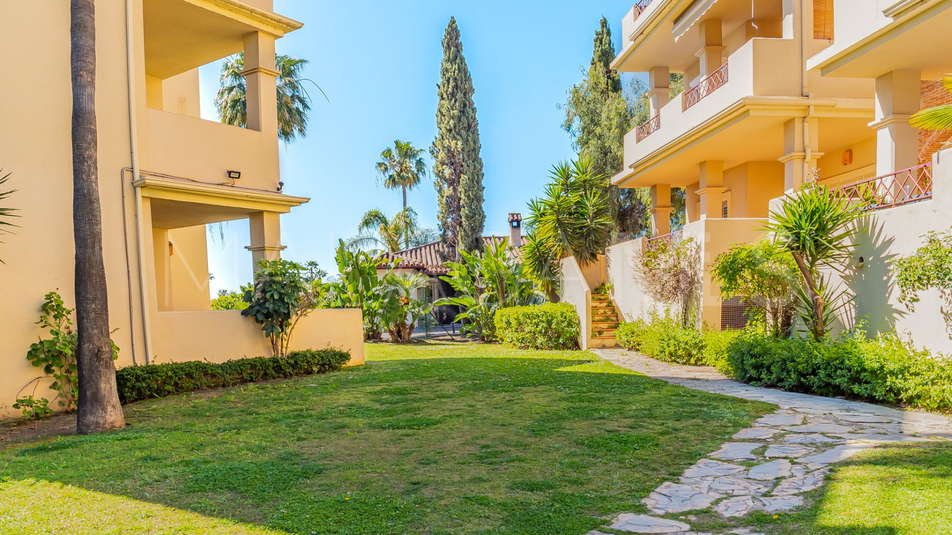 Penthouse in Toscana Hills for sale