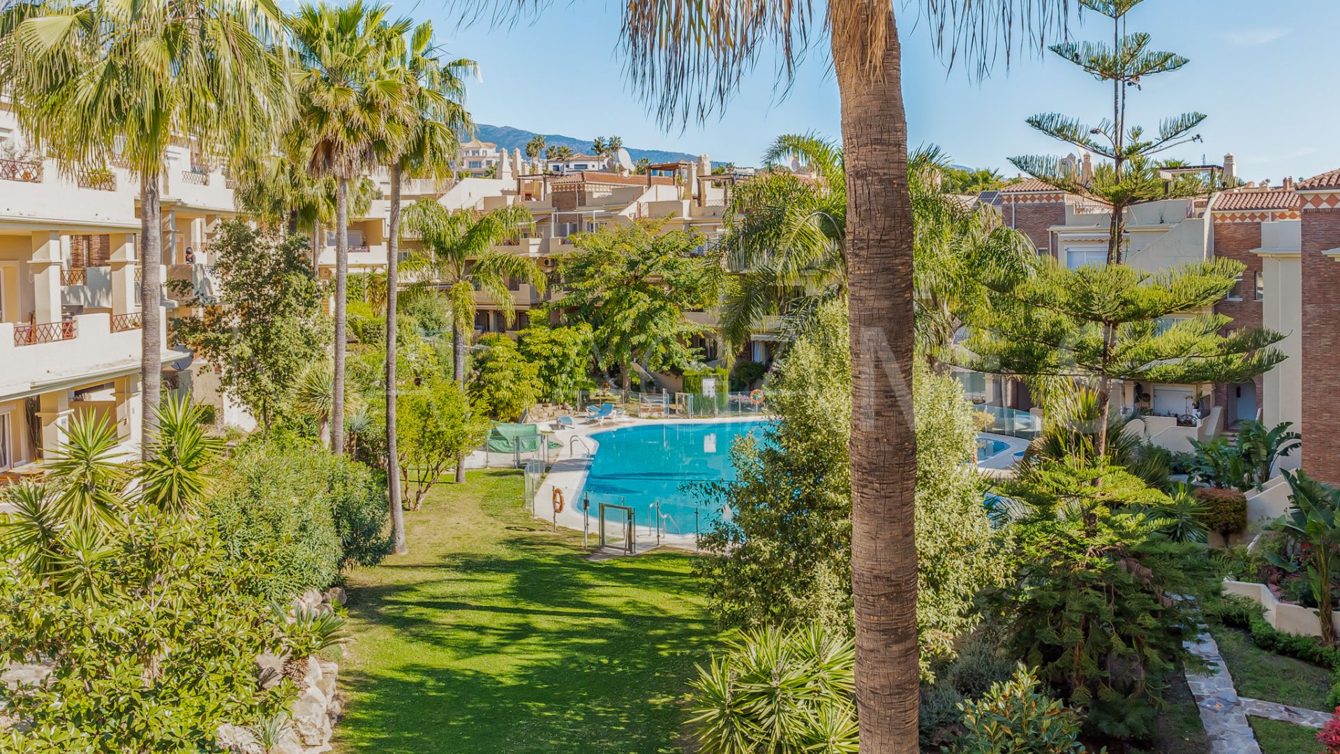 Penthouse in Toscana Hills for sale