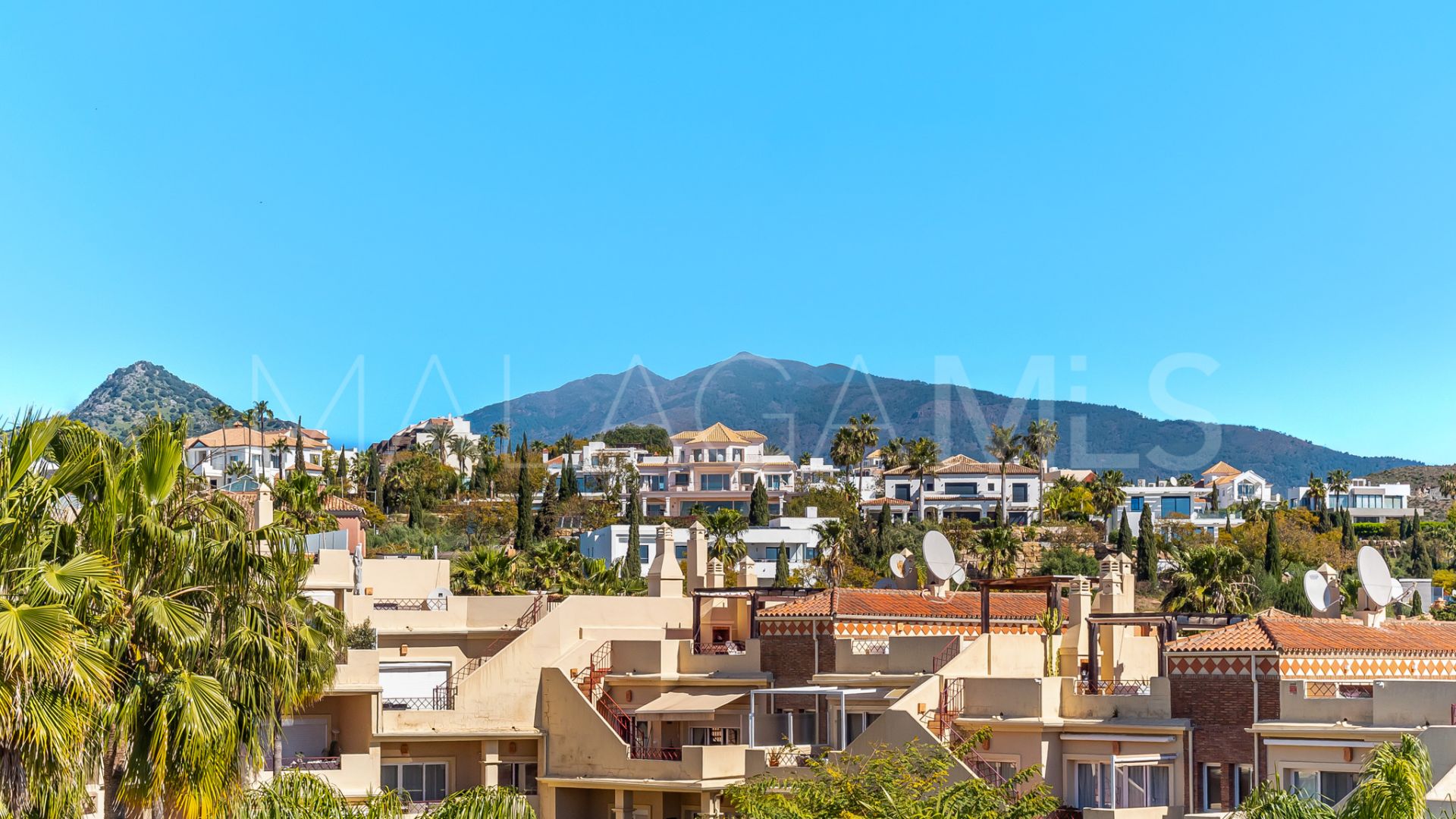 Penthouse in Toscana Hills for sale