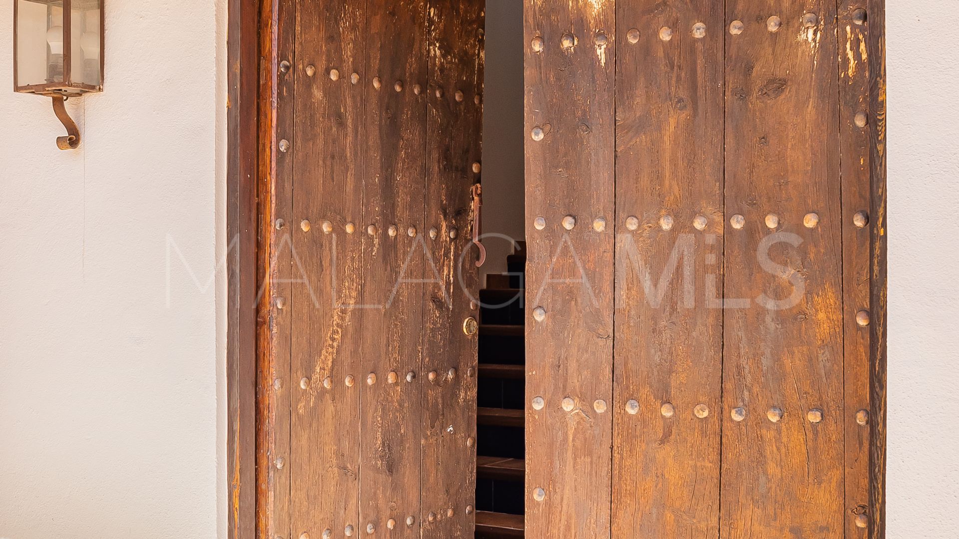 Villa for sale in Benahavis Centro