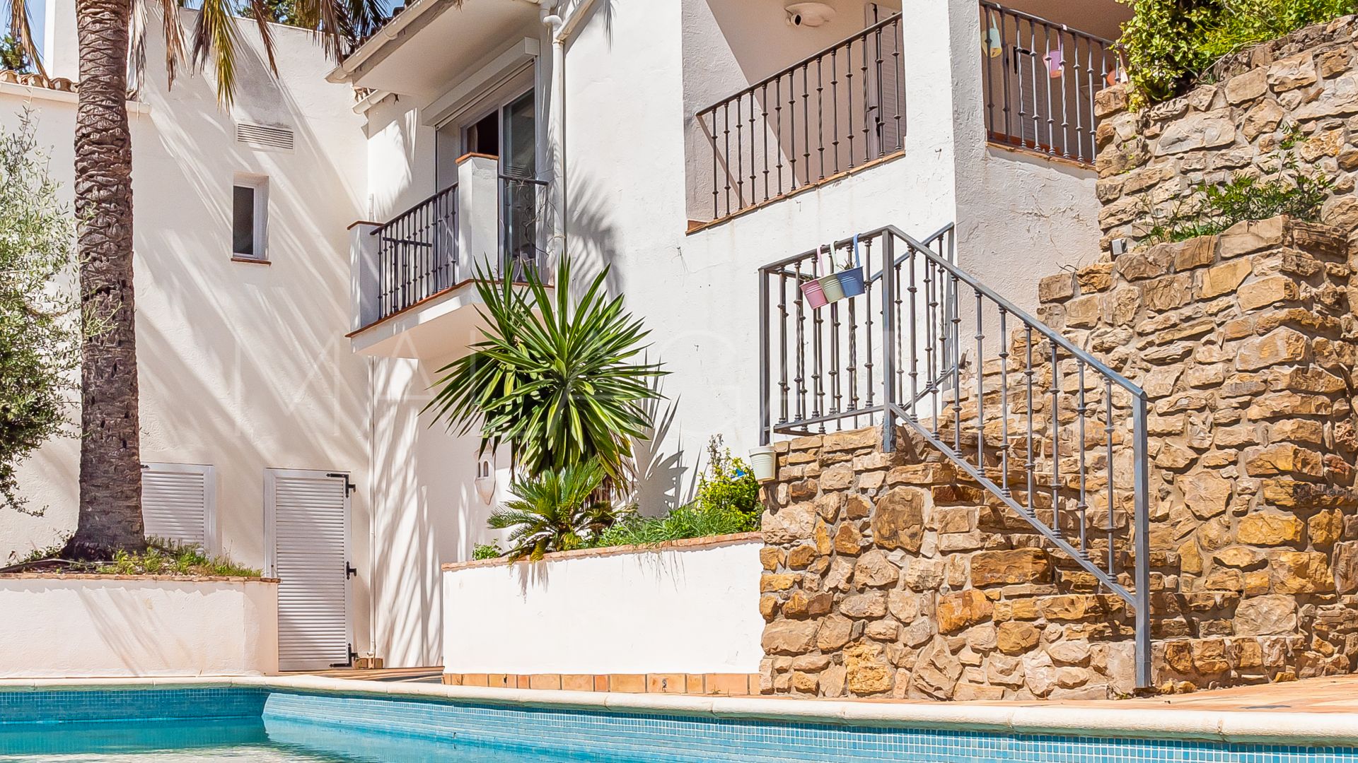 Villa for sale in Benahavis Centro