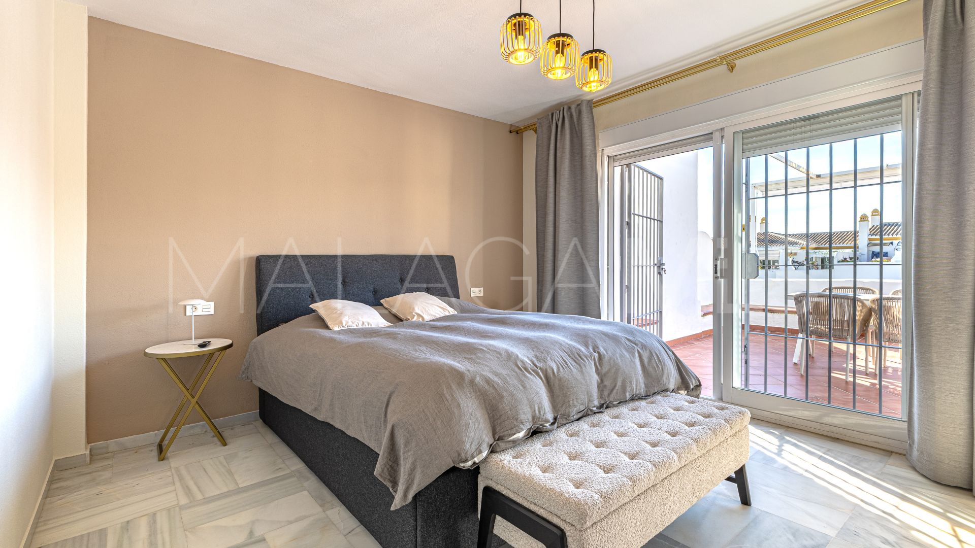 Duplex penthouse for sale in Nagüeles