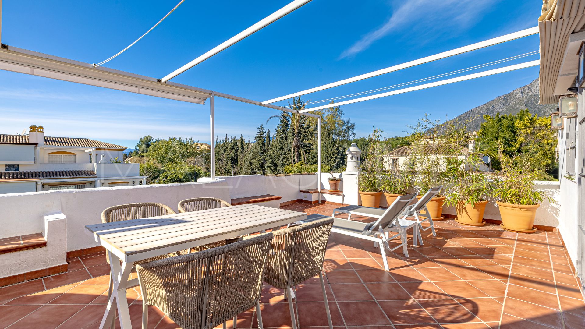 Duplex penthouse for sale in Nagüeles