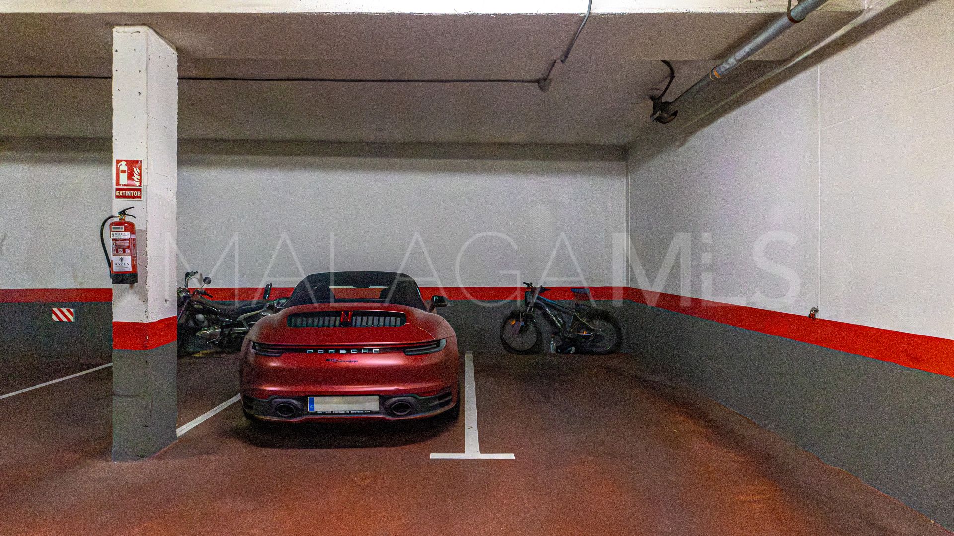 Duplex penthouse for sale in Nagüeles