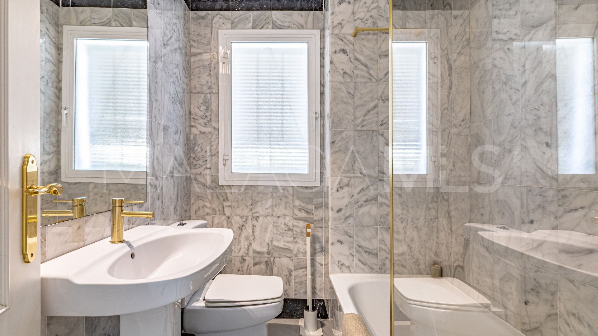 Duplex penthouse for sale in Nagüeles