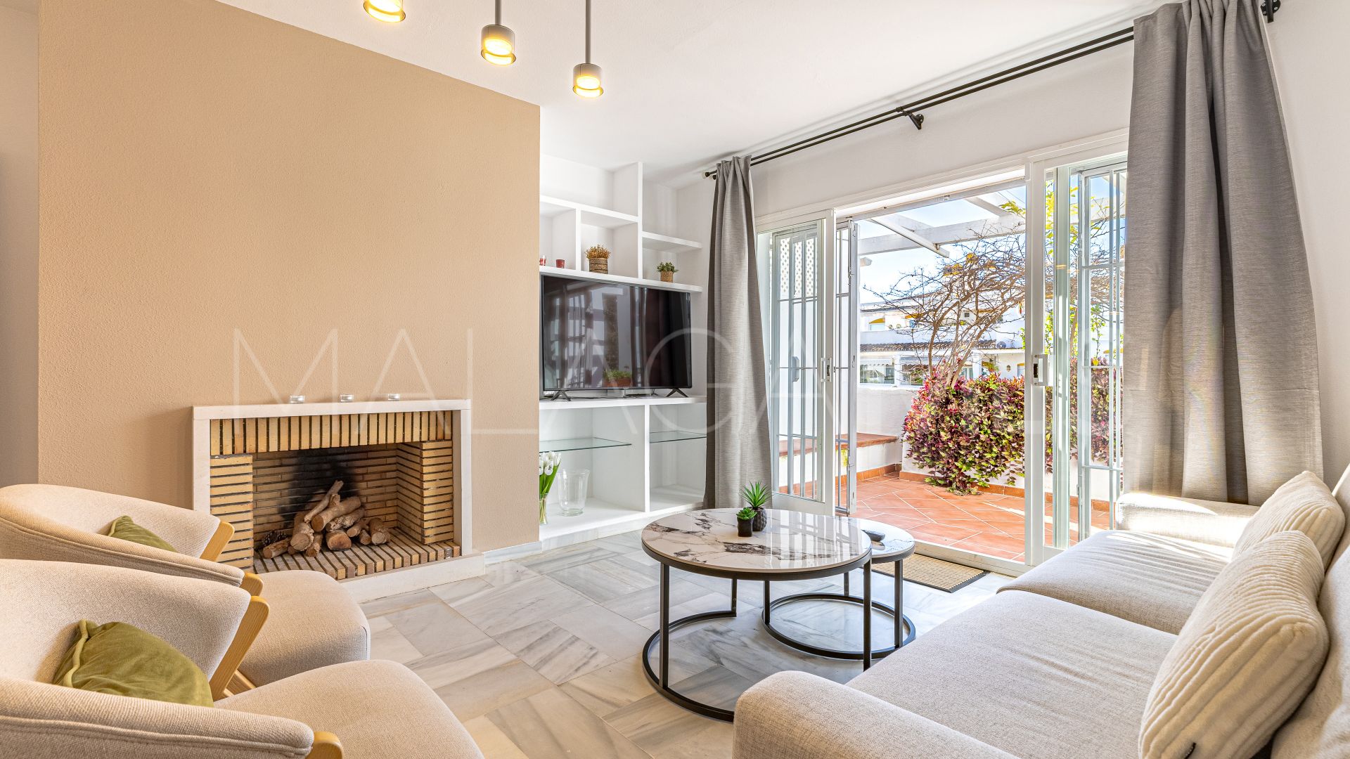 Duplex penthouse for sale in Nagüeles