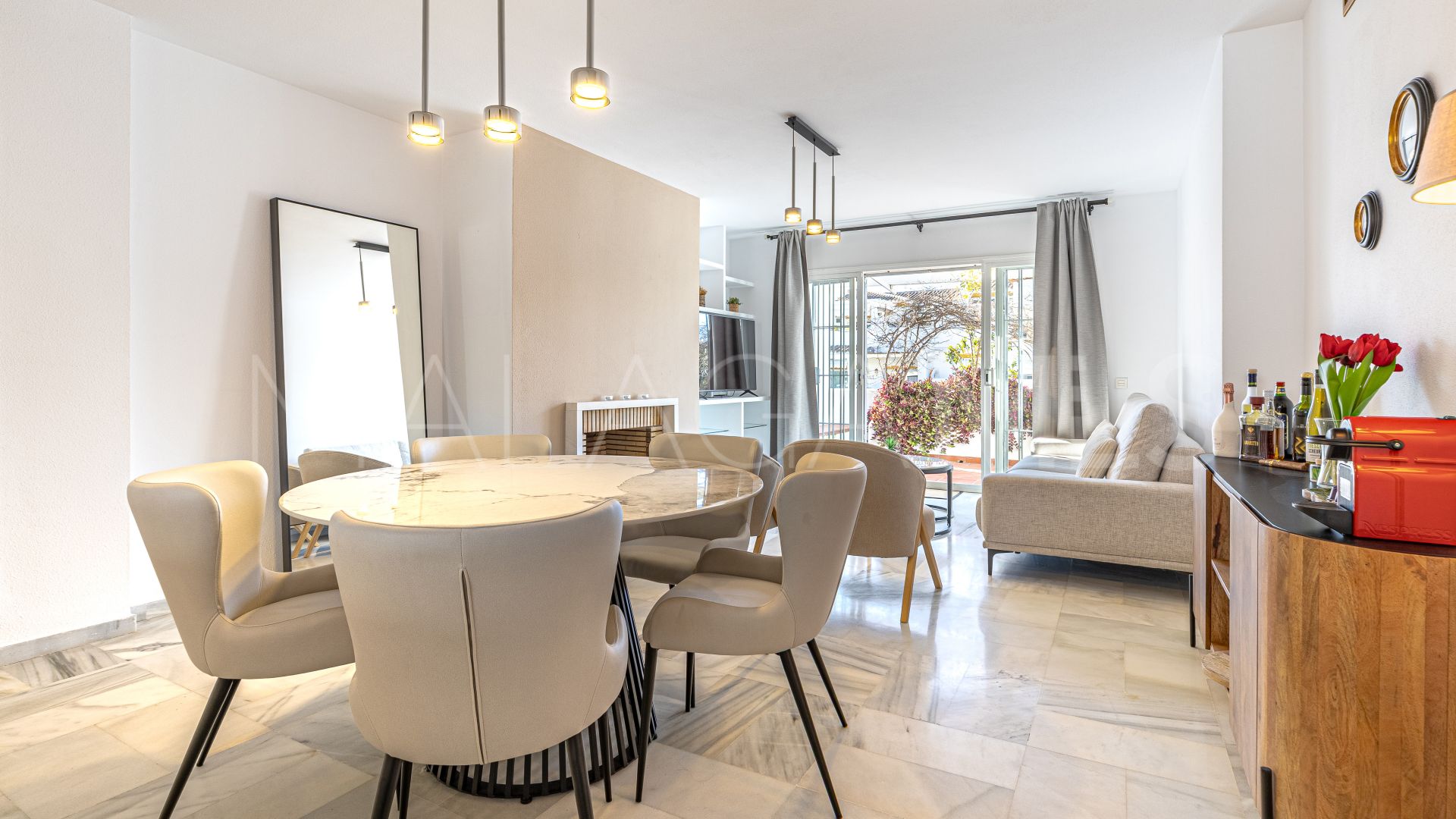 Duplex penthouse for sale in Nagüeles