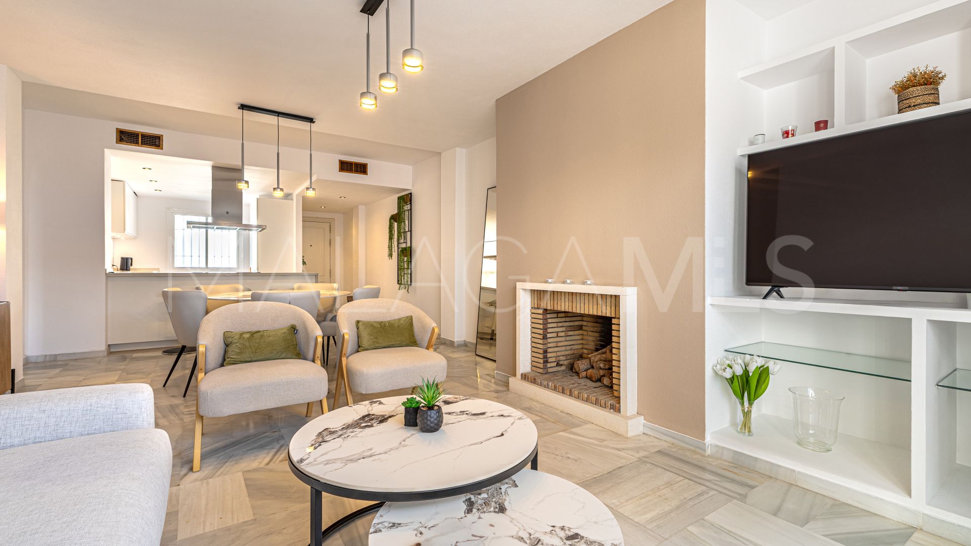 Duplex penthouse for sale in Nagüeles