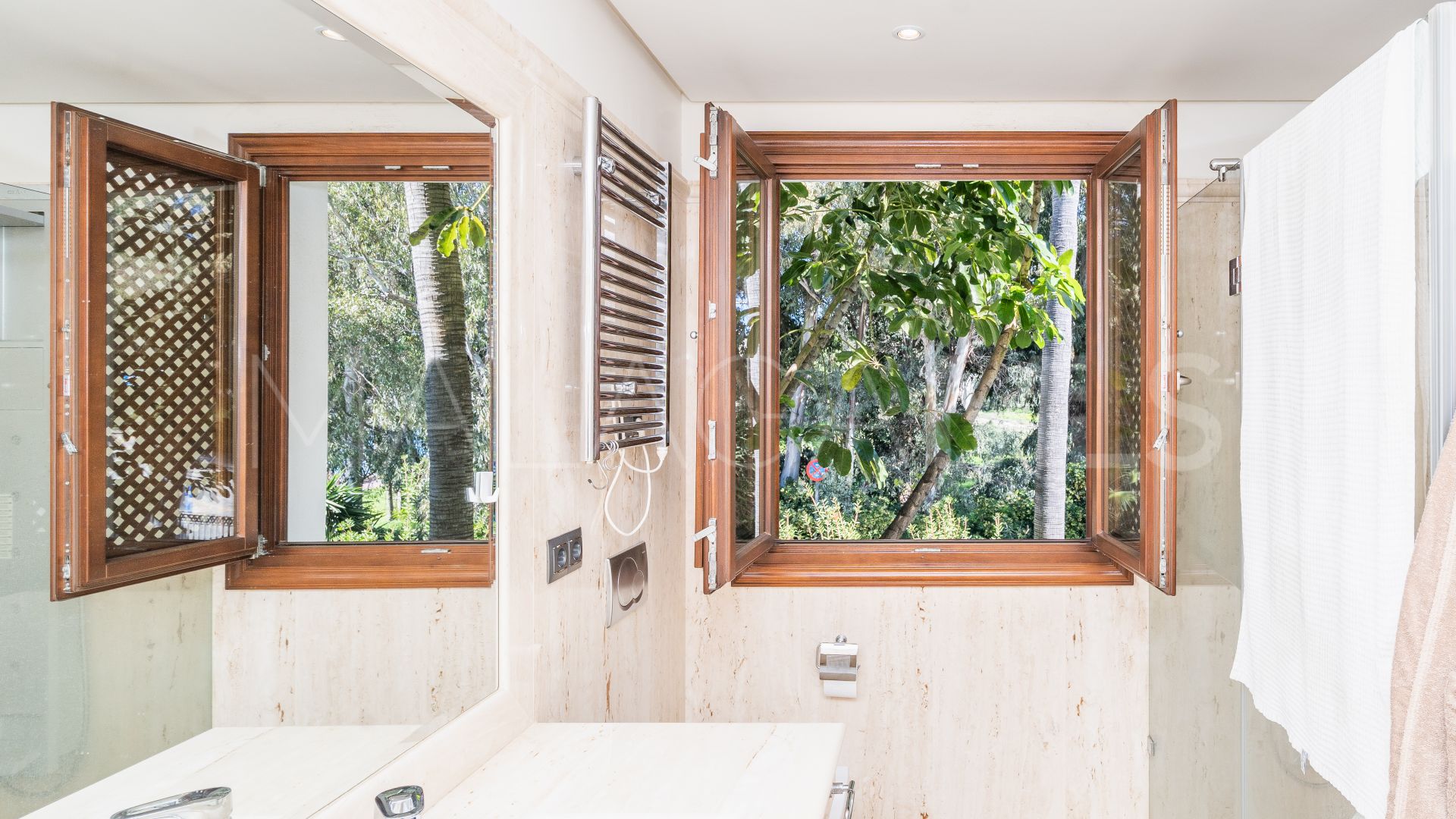 For sale 2 bedrooms apartment in Doncella Beach