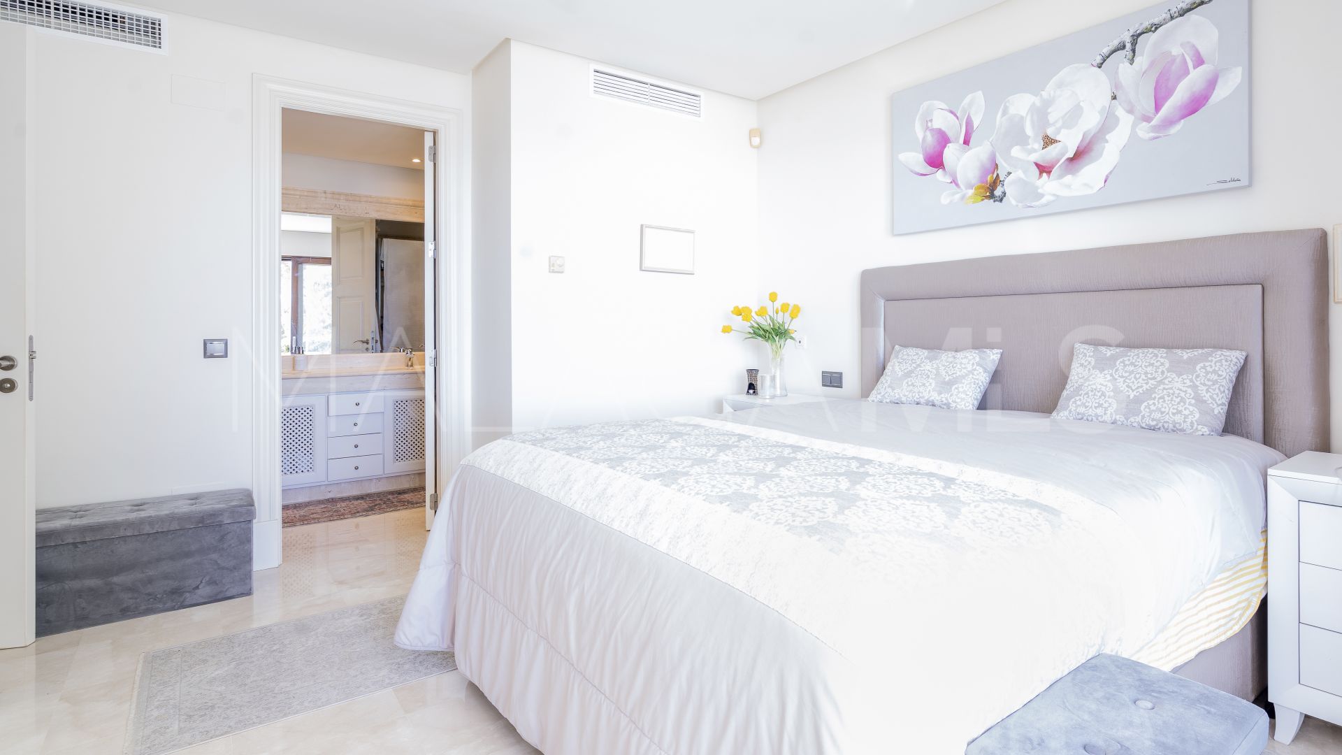 For sale 2 bedrooms apartment in Doncella Beach