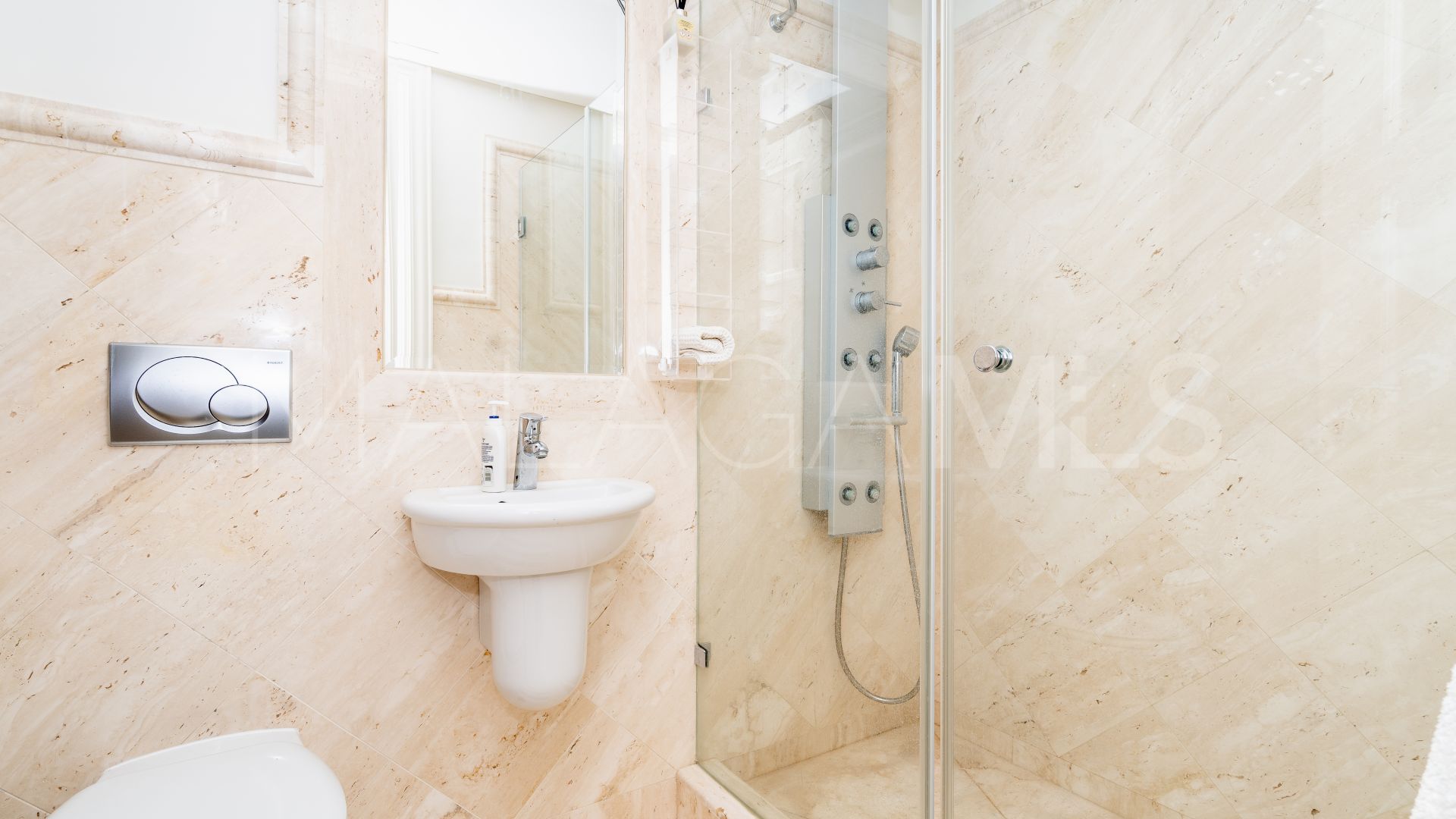 For sale 2 bedrooms apartment in Doncella Beach