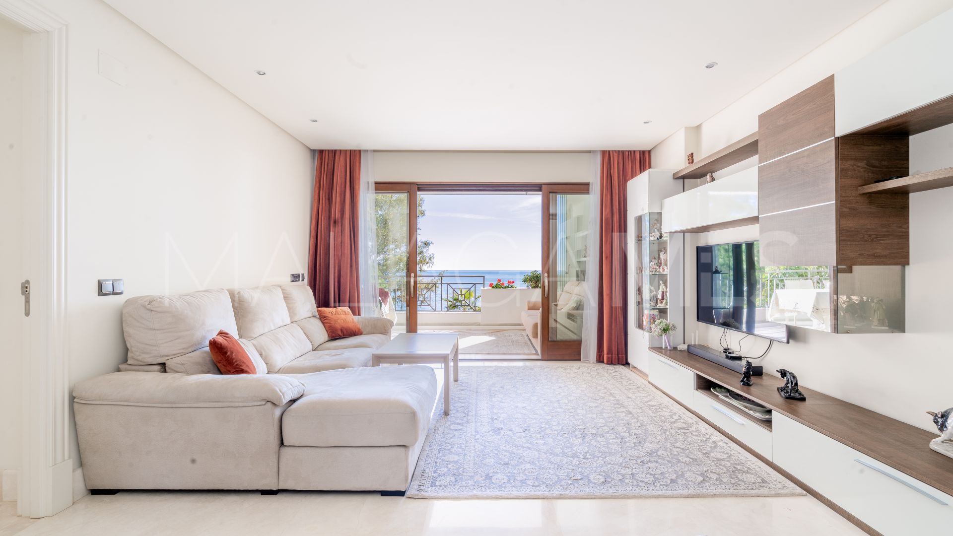 For sale 2 bedrooms apartment in Doncella Beach