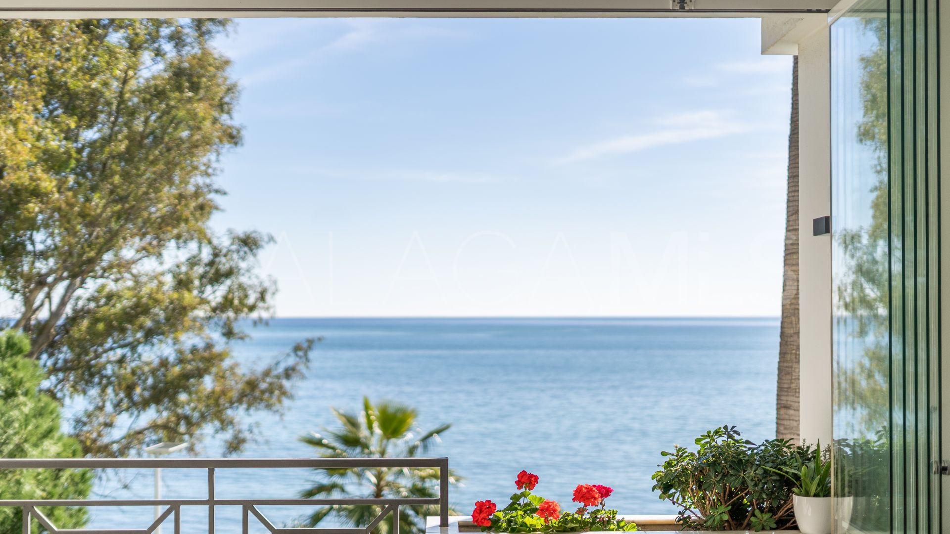 For sale 2 bedrooms apartment in Doncella Beach