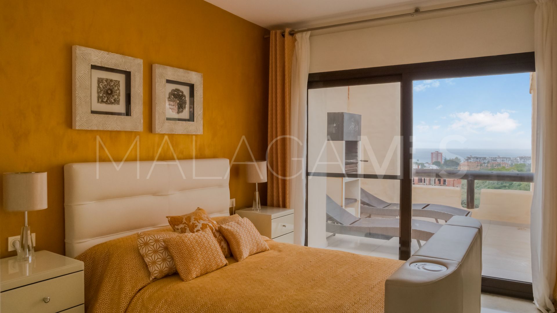 Penthaus for sale in La Duquesa