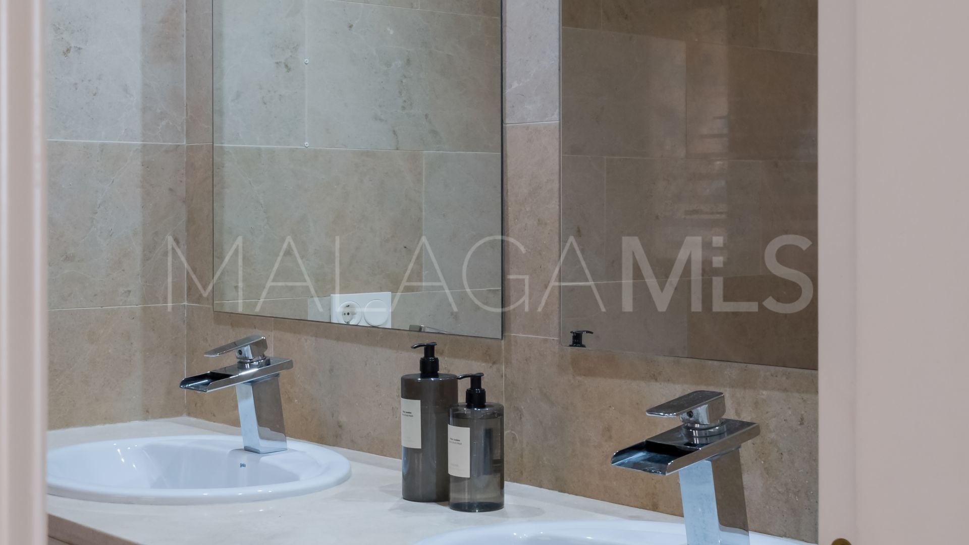 Penthaus for sale in La Duquesa