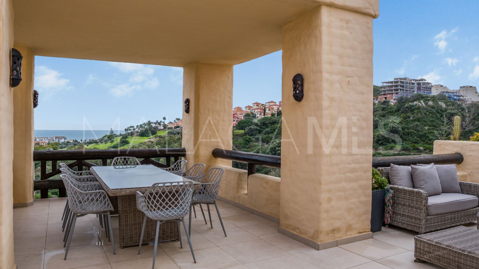 Penthaus for sale in La Duquesa