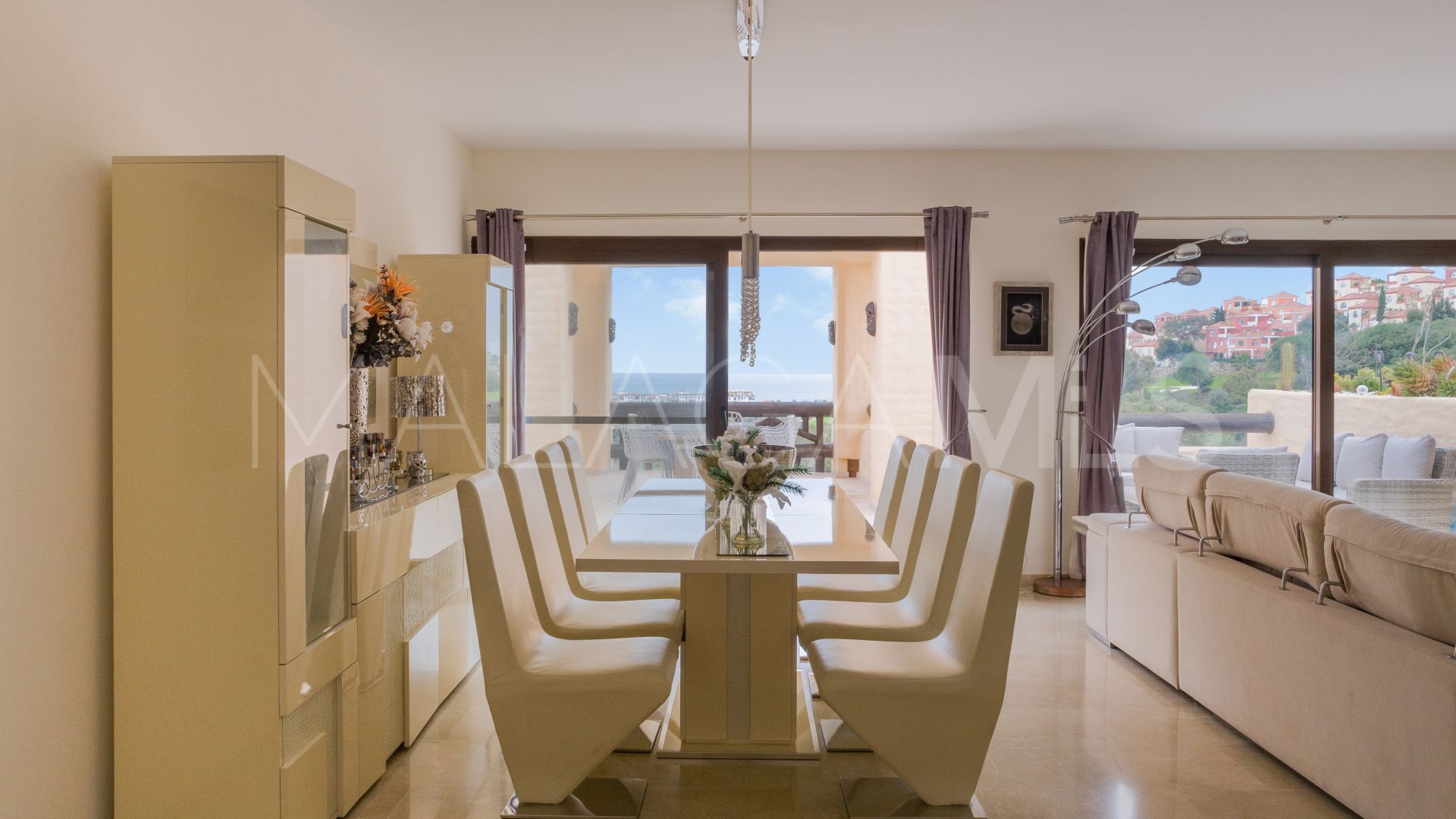 Penthaus for sale in La Duquesa