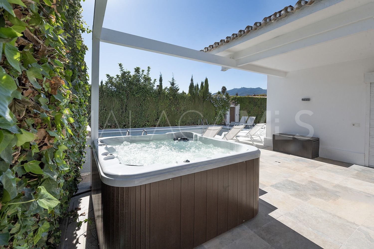 Villa for sale in Benalmadena Costa