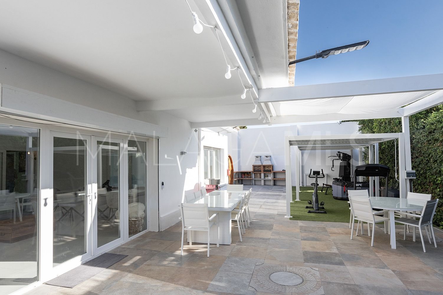 Villa for sale in Benalmadena Costa