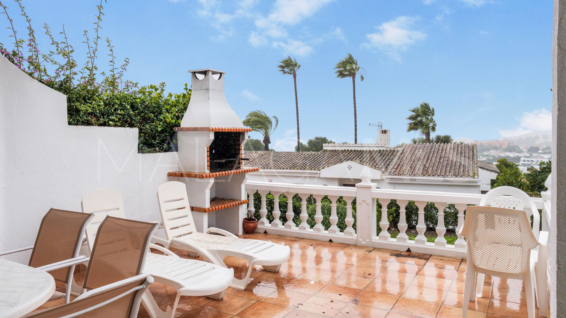 Maison de ville for sale in La Duquesa