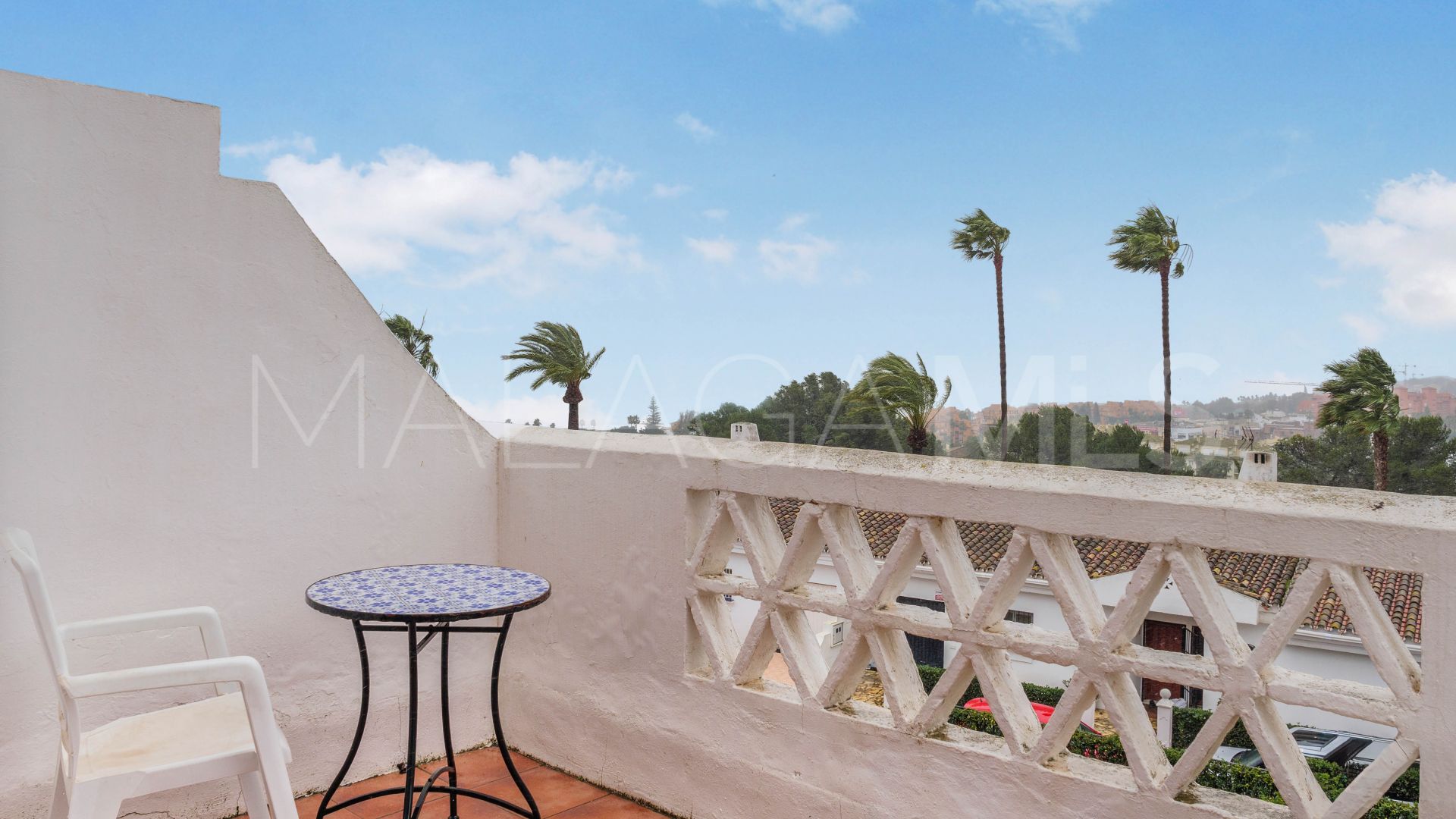 Maison de ville for sale in La Duquesa