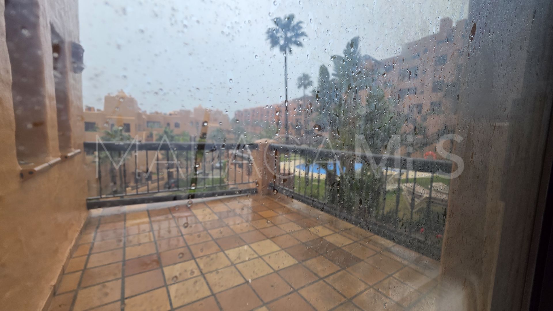 Buy apartamento planta baja with 3 bedrooms in La Duquesa