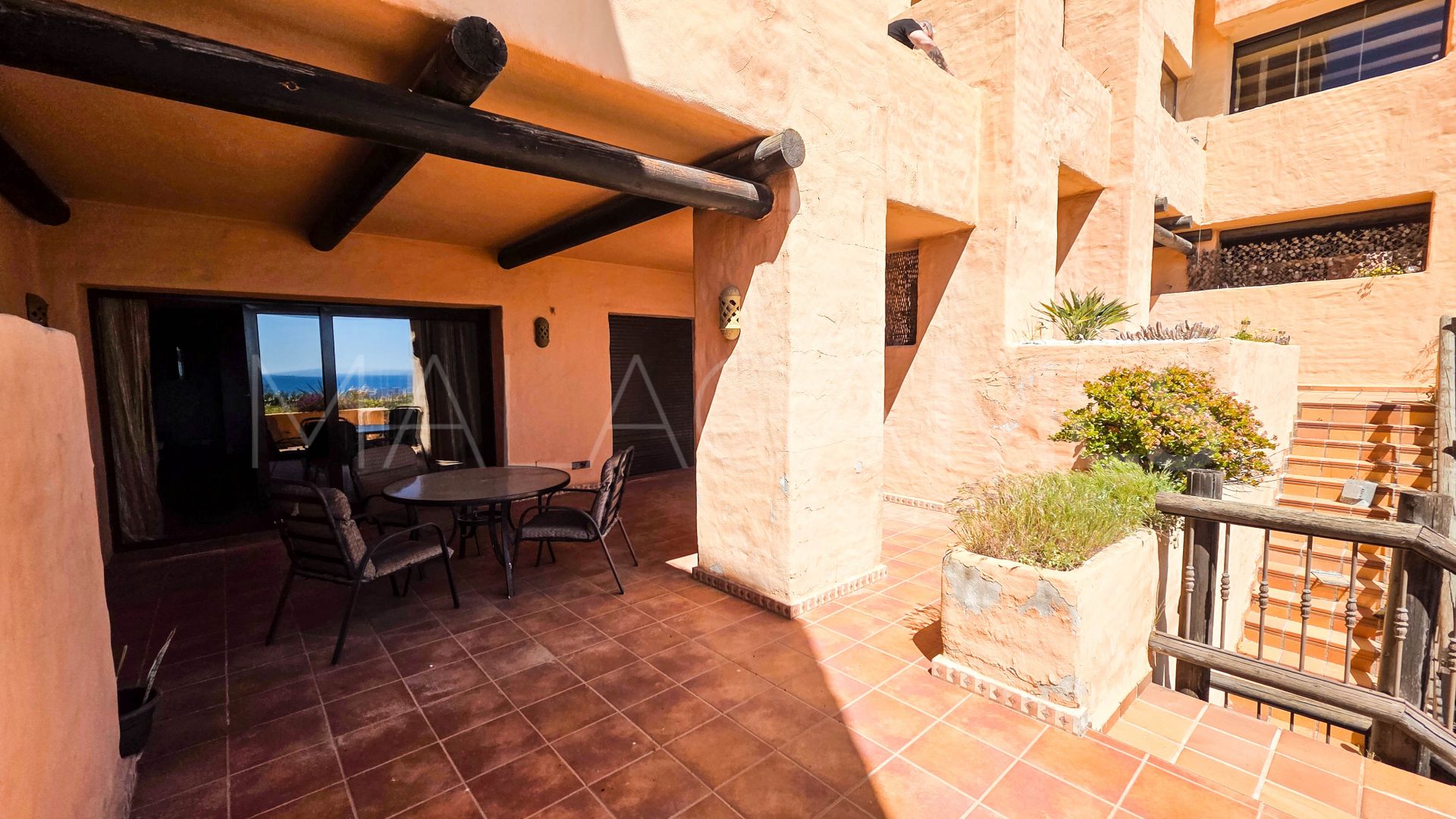 Apartamento planta baja for sale in La Duquesa