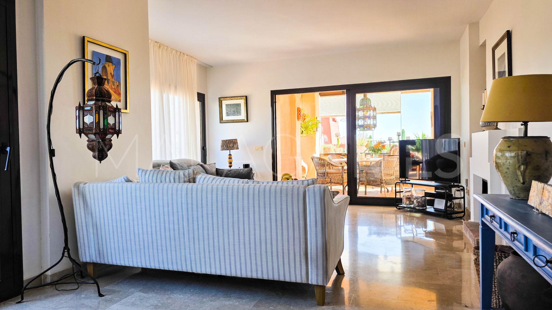 Penthouse in La Duquesa for sale