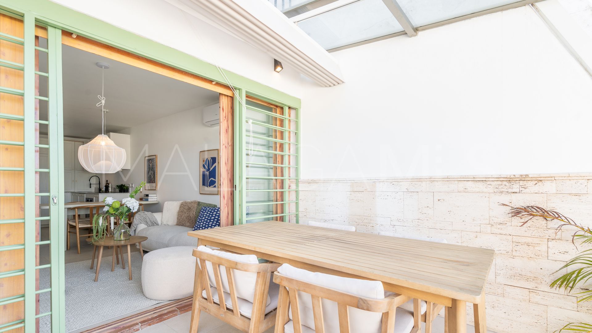 Adosado a la venta with 3 bedrooms in Seghers