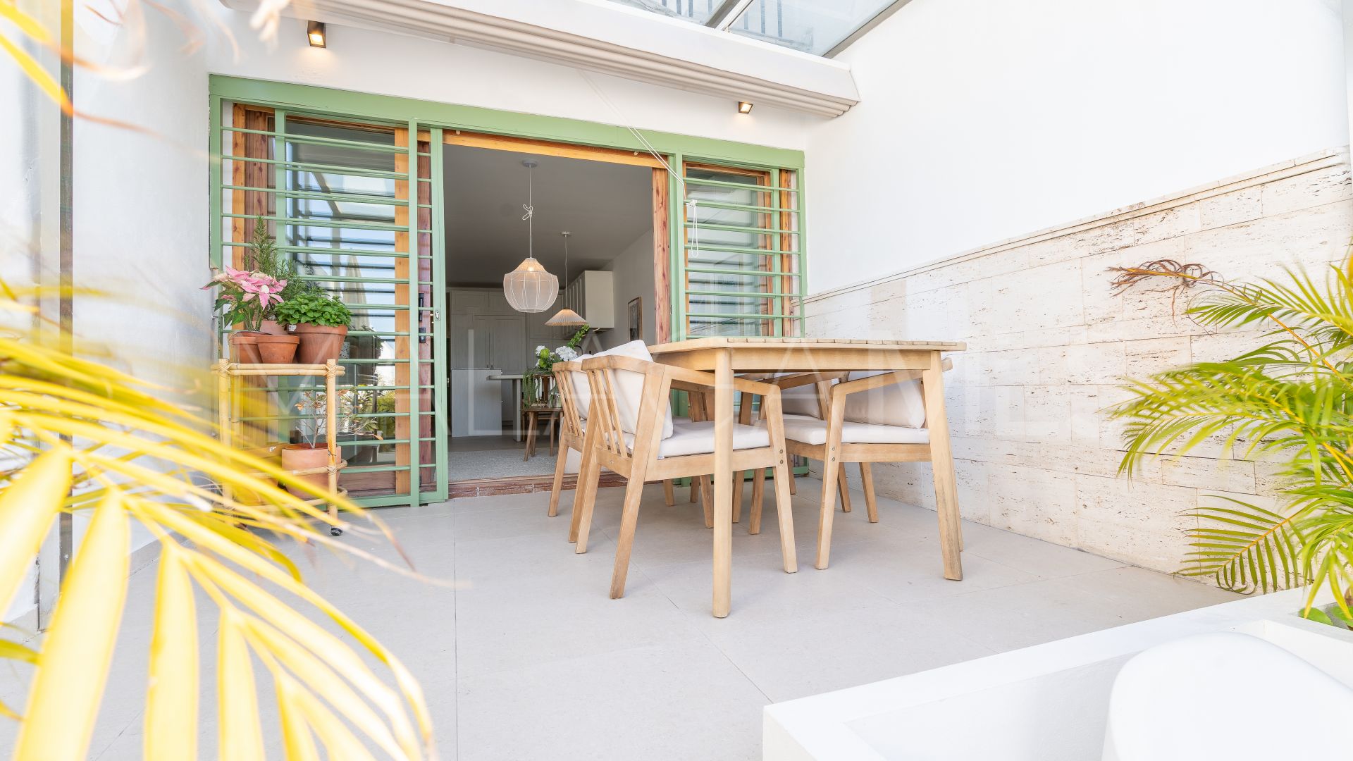 Adosado a la venta with 3 bedrooms in Seghers