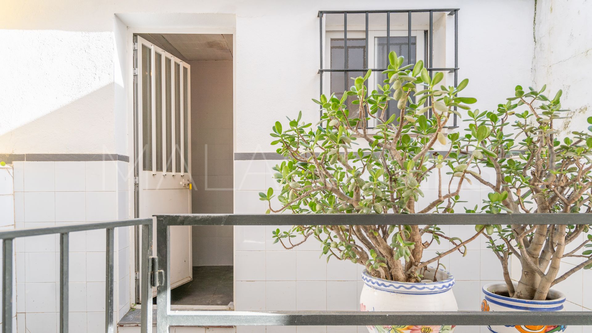 Adosado a la venta with 3 bedrooms in Seghers