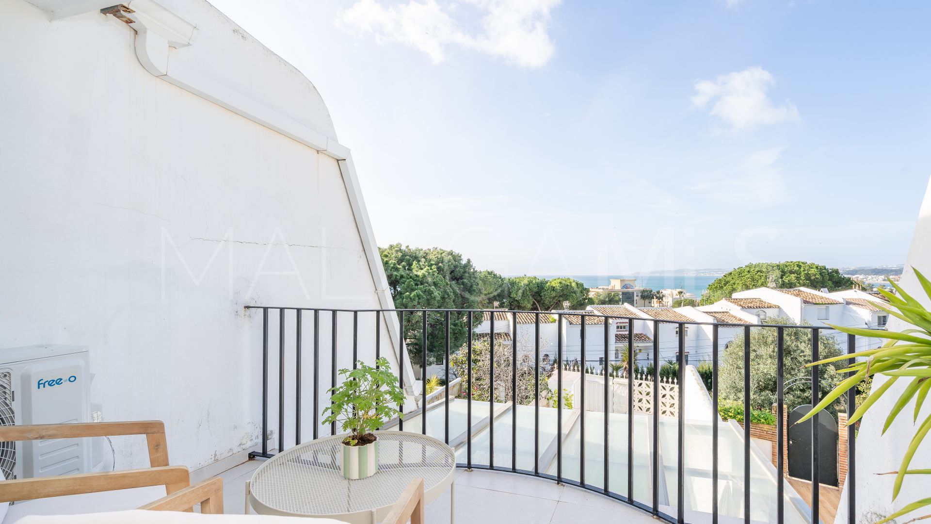 Adosado a la venta with 3 bedrooms in Seghers