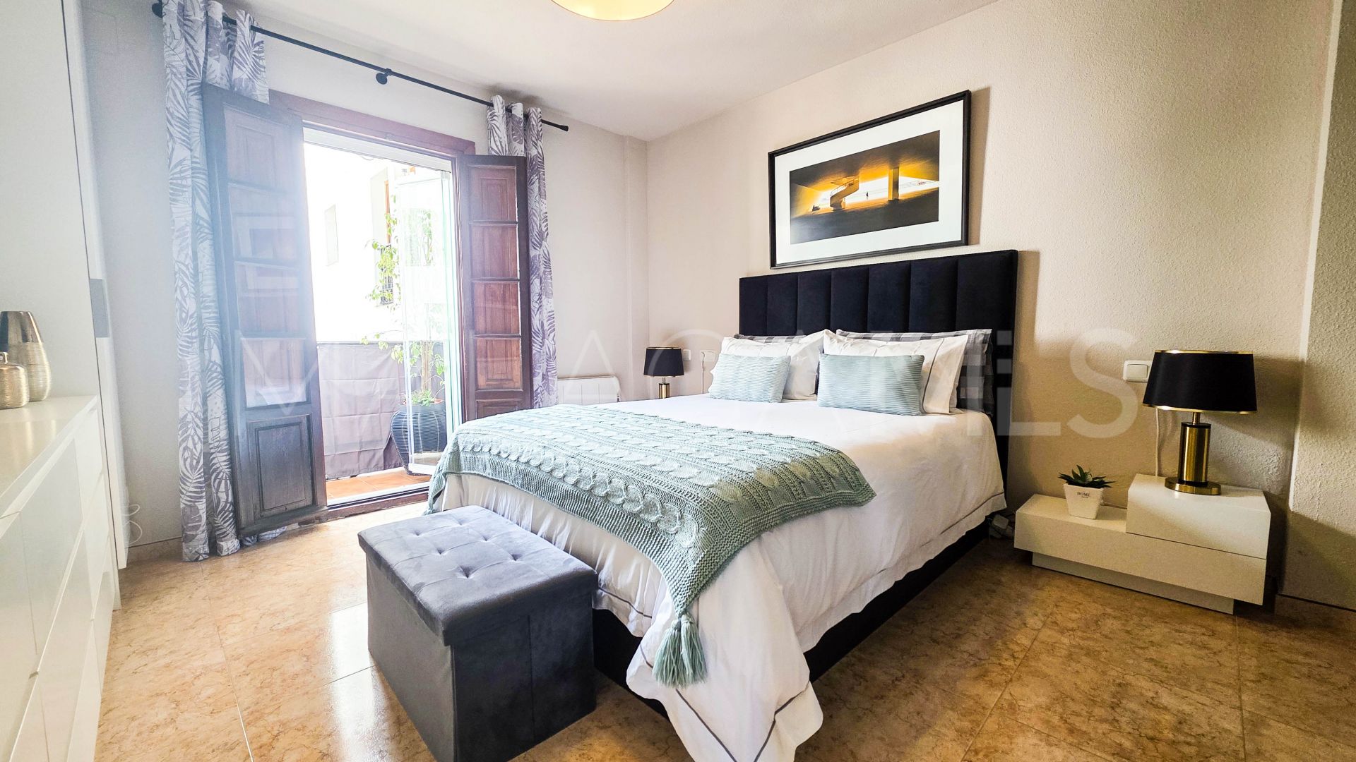 1 bedroom apartment in Puerto La Duquesa for sale