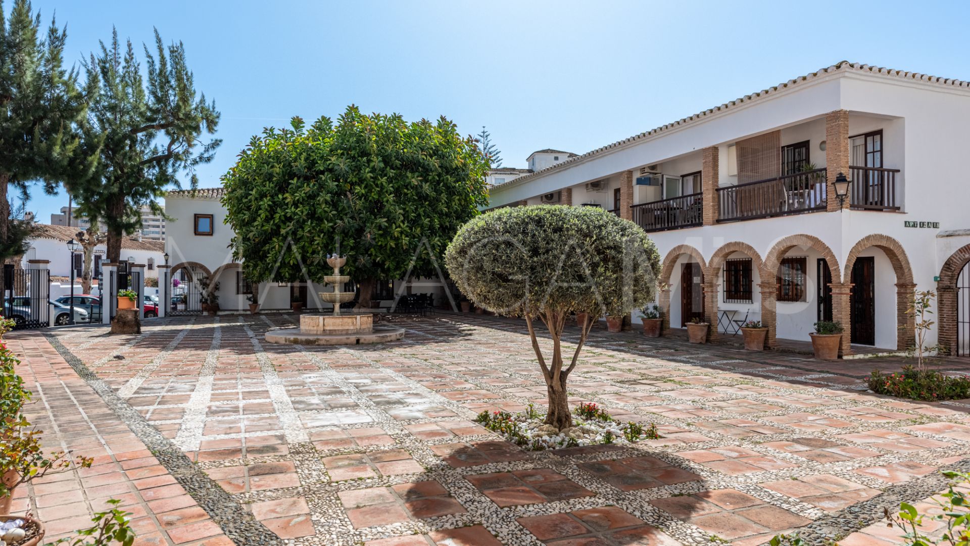 Adosado de 2 bedrooms for sale in Fuengirola Centro