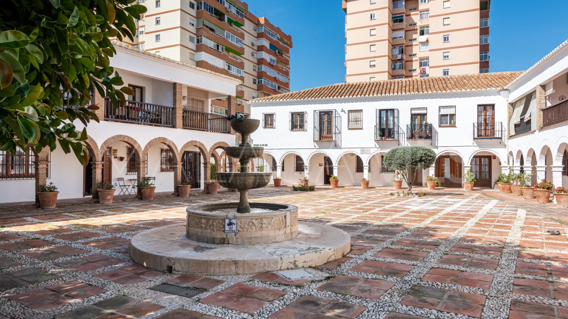 Adosado de 2 bedrooms for sale in Fuengirola Centro