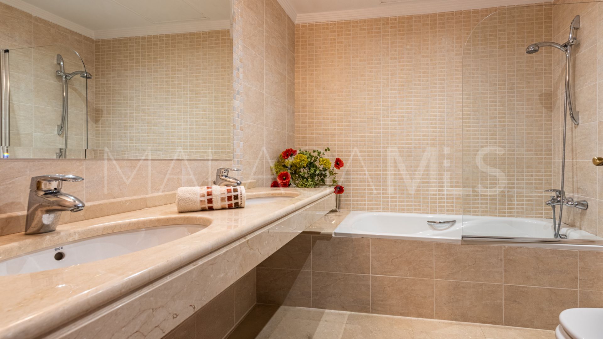 Villa for sale in La Cala Golf Resort