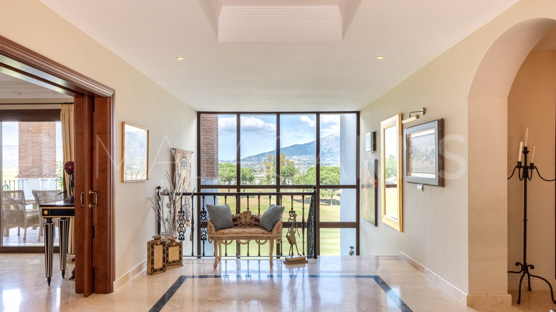Villa for sale in La Cala Golf Resort